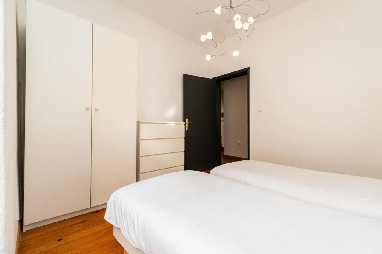 Charming 2 Bedroom Apartment Next To Praca Da Figueira Lisboa Exterior foto